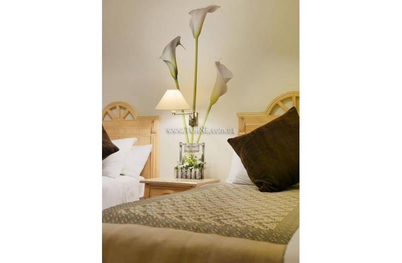Готель Green Garden Resort & Suites, 4★