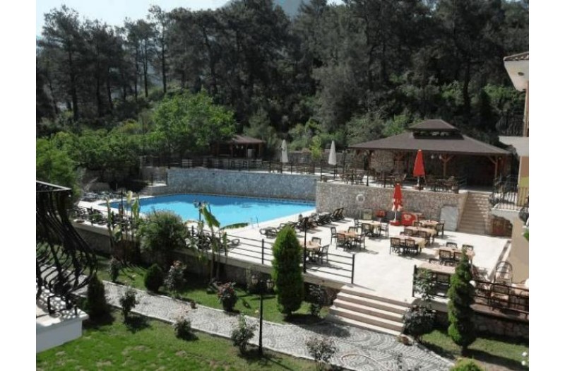 Готель Grove Hotel, 2★