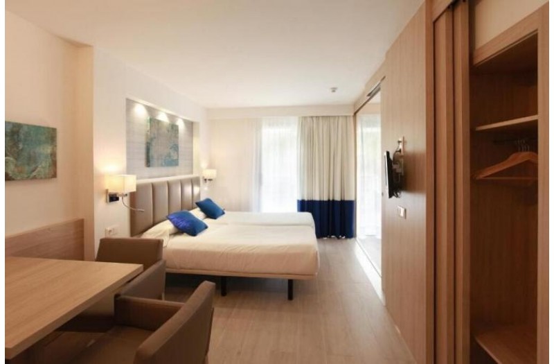 Готель Grupotel Alcudia Suite, 3★