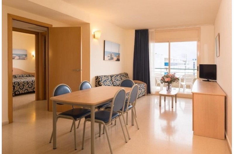 Готель H.Top Royal Sun Suites, 4★