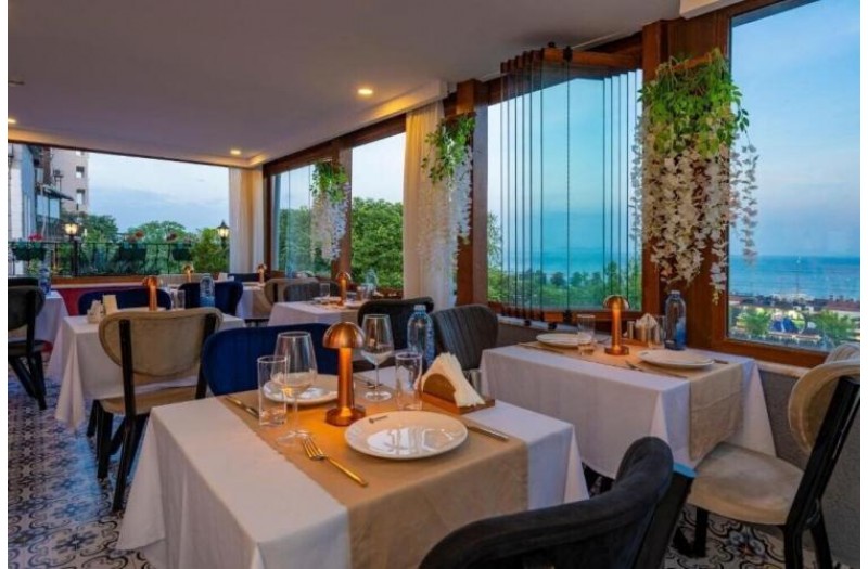 Готель Harmony Hotel, 3★