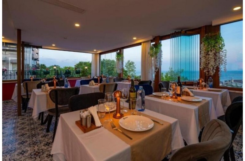 Готель Harmony Hotel, 3★