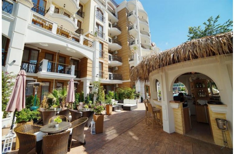 Готель Harmony Suites 8, 9 - Dream Island, 4★