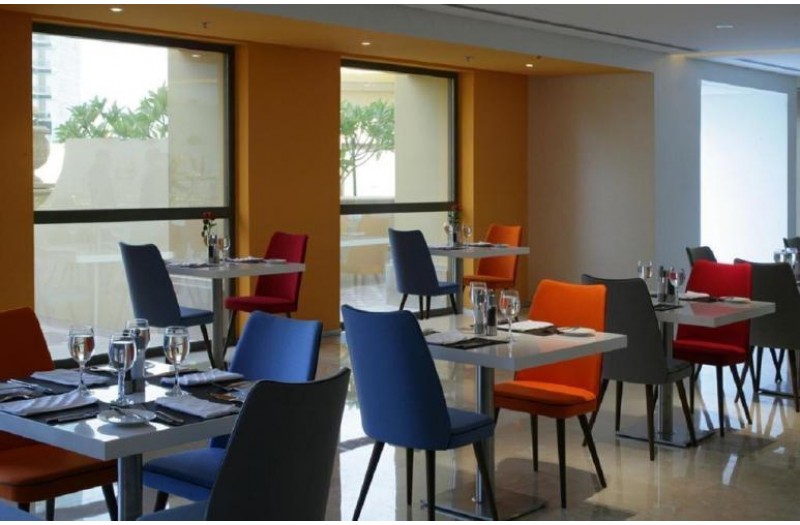 Готель Hawthorn Suites By Wyndham, 4★