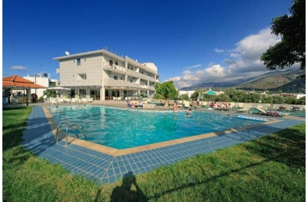 Готель Hermes Hotel Malia, 3★