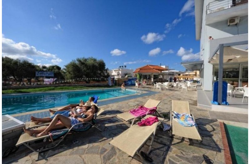 Готель Hermes Hotel Malia, 3★