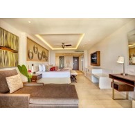 Готель Hideaway At Royalton Riviera Cancun, 5★