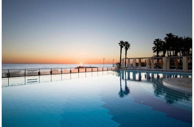 Готель Hilton Malta, 5★ Готель Hilton Malta, 5★