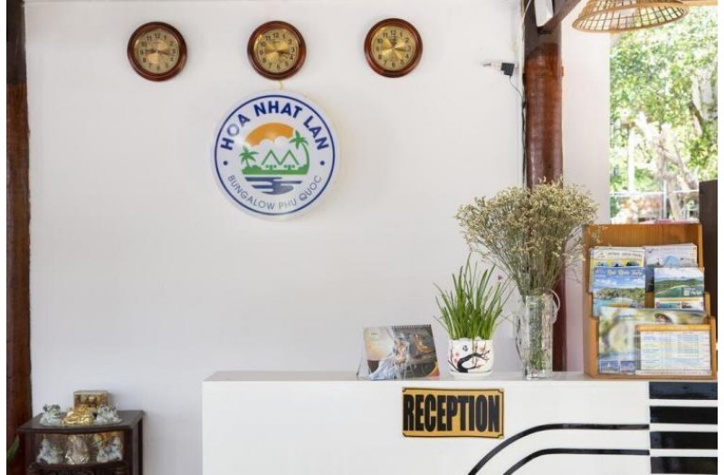 Готель Hoa Nhat Lan Bungalow, 2★ Готель Hoa Nhat Lan Bungalow, 2★