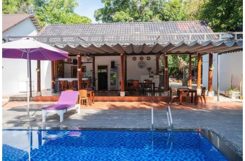 Готель Hoa Nhat Lan Bungalow, 2★ Готель Hoa Nhat Lan Bungalow, 2★