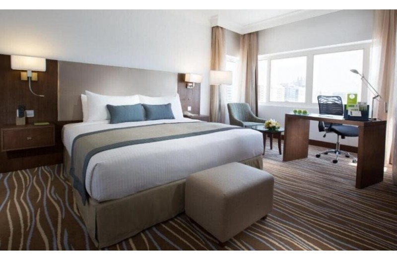 Готель Holiday Inn Abu Dhabi Downtown, 4★ Готель Holiday Inn Abu Dhabi Downtown, 4★