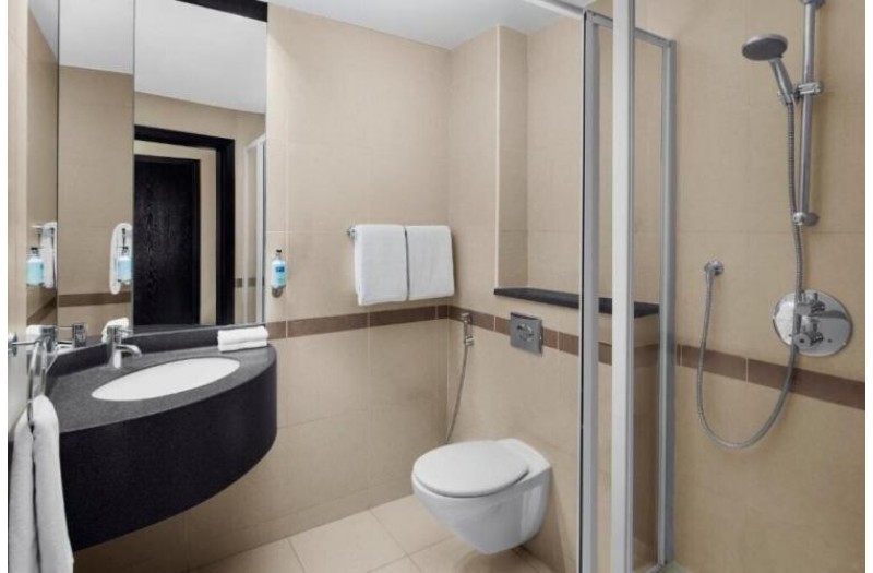 Готель Holiday Inn Express Dubai Jumeirah, 2★ Готель Holiday Inn Express Dubai Jumeirah, 2★