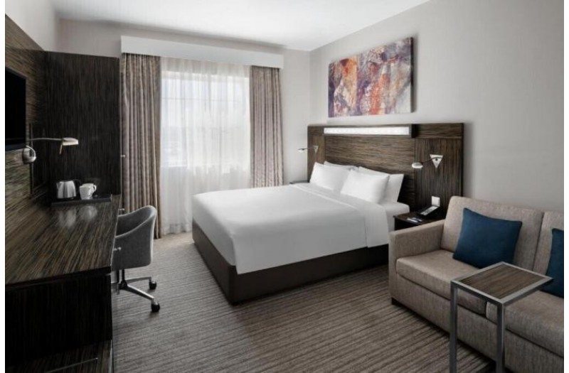 Готель Holiday Inn Express Jumeirah, 2★ Готель Holiday Inn Express Jumeirah, 2★