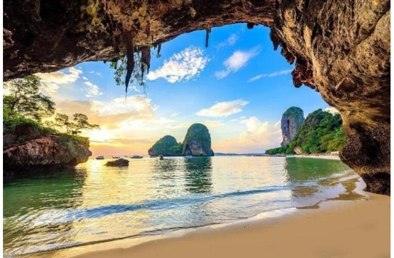 Готель Holiday Inn Express Krabi Ao Nang Beach, 3★