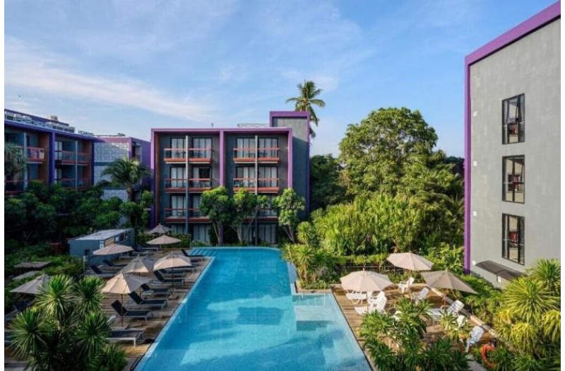 Готель Holiday Inn Express Patong Beach Central, 3★ Готель Holiday Inn Express Patong Beach Central, 3★
