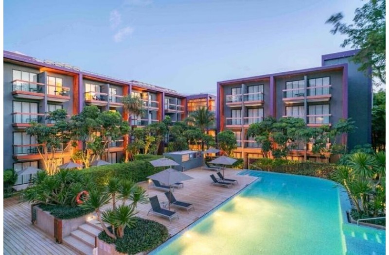 Готель Holiday Inn Express Patong Beach Central, 3★ Готель Holiday Inn Express Patong Beach Central, 3★