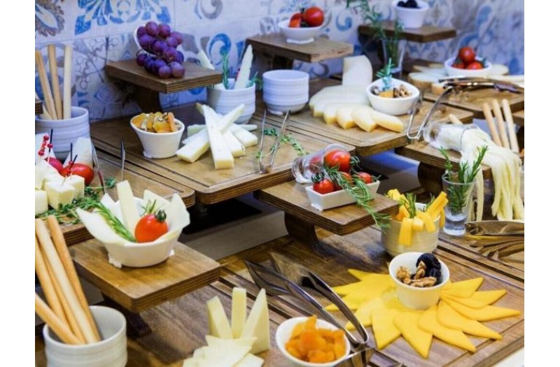 Готель Holiday Inn Lara, 4★ Готель Holiday Inn Lara, 4★