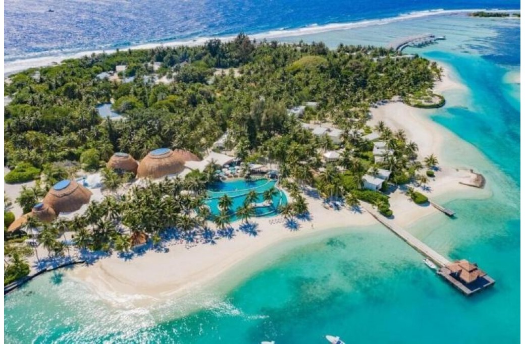 Готель Holiday Inn Resort Kandooma Maldives, 4★