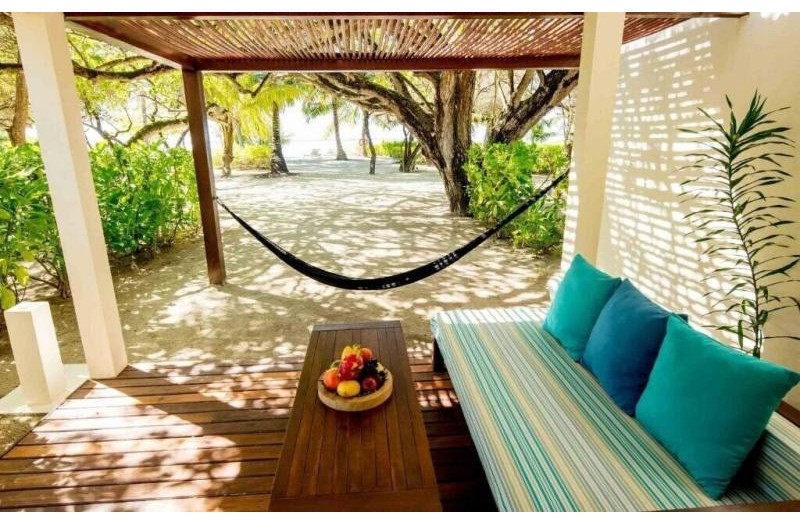 Готель Holiday Inn Resort Kandooma Maldives, 4★