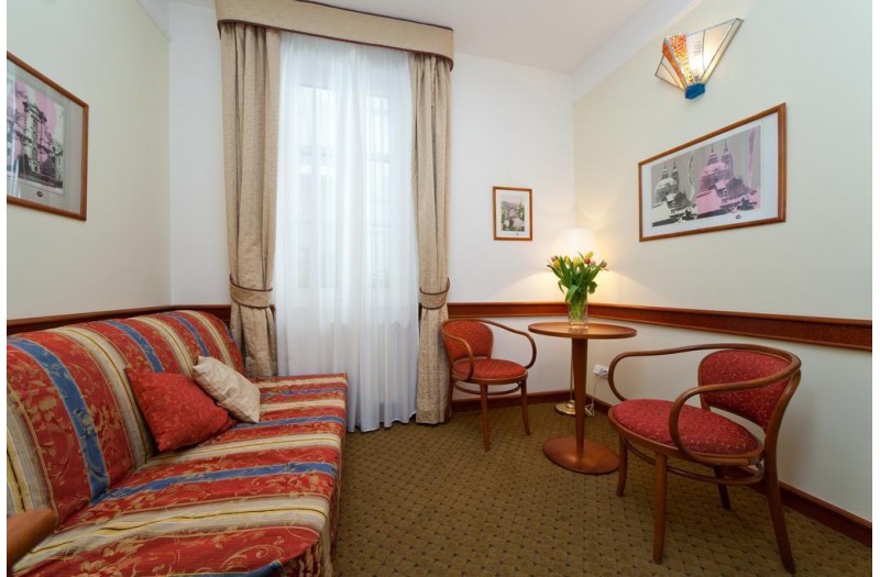 Готель Hotel 16, 4★ Готель Hotel 16, 4★