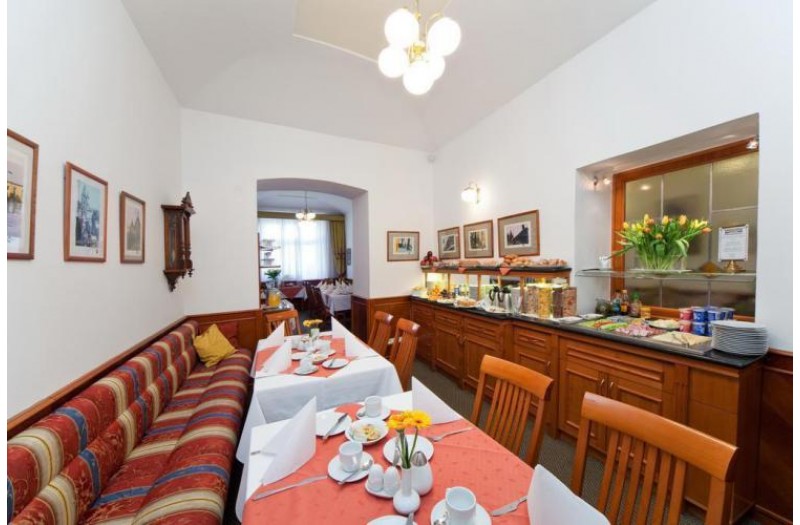 Готель Hotel 16, 4★ Готель Hotel 16, 4★