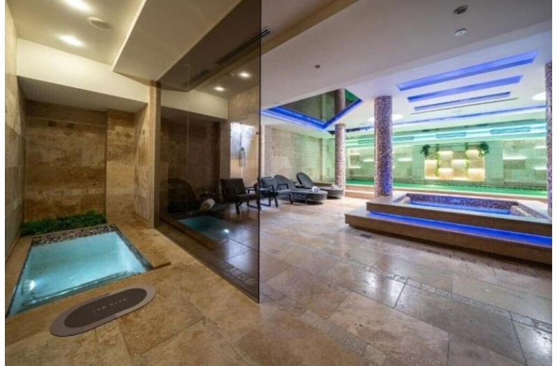 Готель Hotel Alexandar Lux, 4★