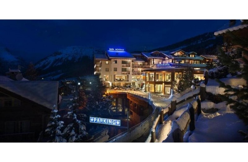 Готель Hotel Baita Montana, 2★ Готель Hotel Baita Montana, 2★