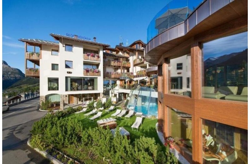 Готель Hotel Baita Montana, 2★ Готель Hotel Baita Montana, 2★