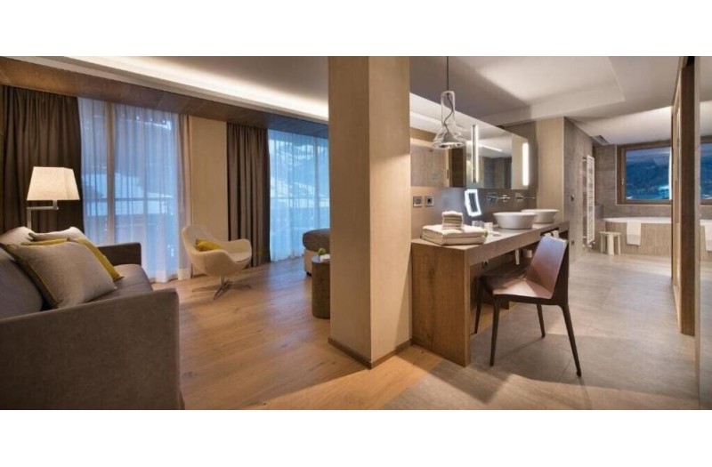 Готель Hotel Baita Montana, 2★ Готель Hotel Baita Montana, 2★
