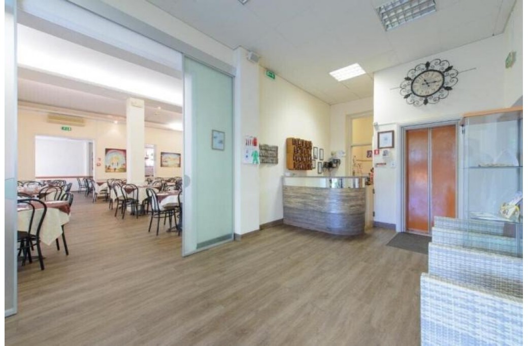 Готель Hotel Cirene, 3★ Готель Hotel Cirene, 3★
