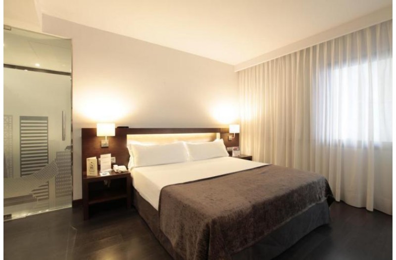 Готель Hotel Concordia (ex. Silken Concordia), 4★ Готель Hotel Concordia (ex. Silken Concordia), 4★