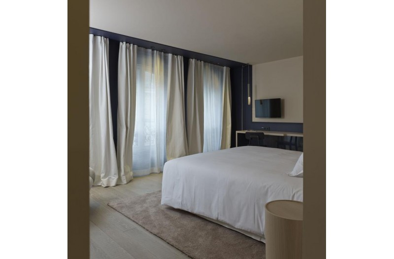 Готель Hotel De Nell, 5★ Готель Hotel De Nell, 5★