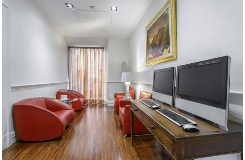 Готель Hotel Gambrinus, 4★