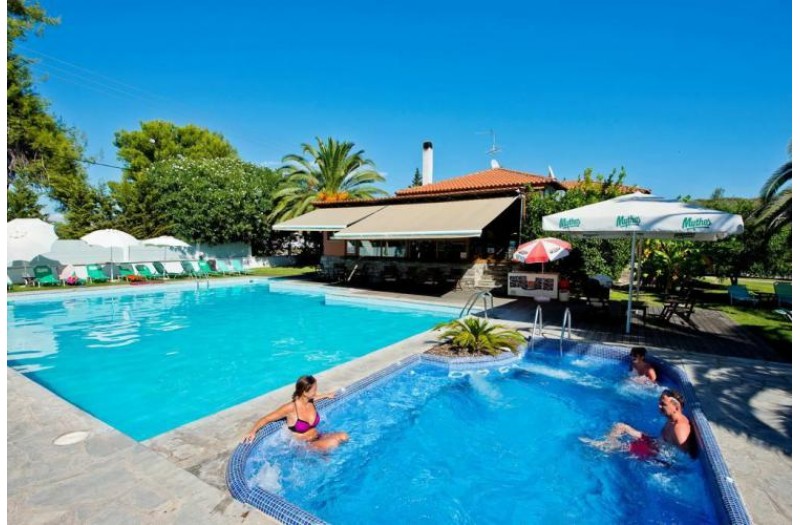 Готель Hotel Hanioti Village Spa, 2★