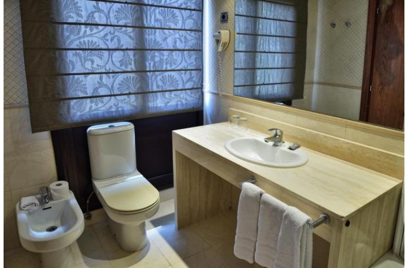 Готель Hotel Hlg Citypark Pelayo, 2★ Готель Hotel Hlg Citypark Pelayo, 2★