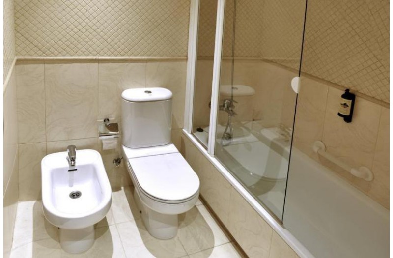 Готель Hotel Hlg Citypark Pelayo, 2★ Готель Hotel Hlg Citypark Pelayo, 2★