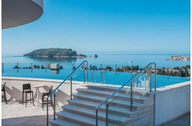 Готель Hotel Iberostar Slavija, 5★