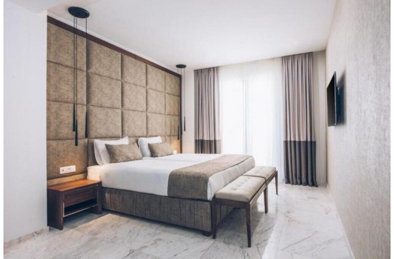 Готель Hotel Iberostar Slavija, 5★