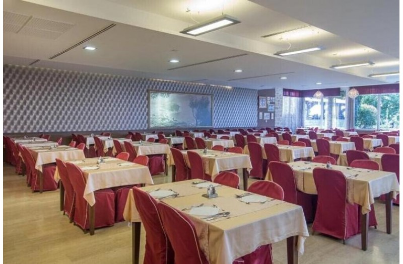 Готель Hotel Palas, 4★ Готель Hotel Palas, 4★