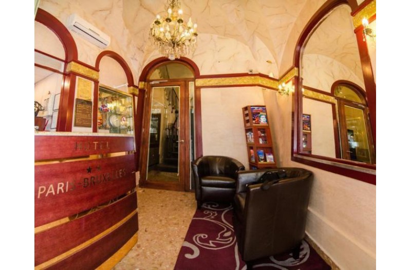 Готель Hotel Paris Bruxelles, 2★ Готель Hotel Paris Bruxelles, 2★