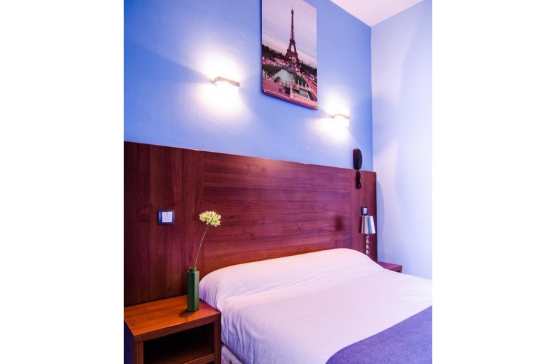 Готель Hotel Paris Bruxelles, 2★ Готель Hotel Paris Bruxelles, 2★