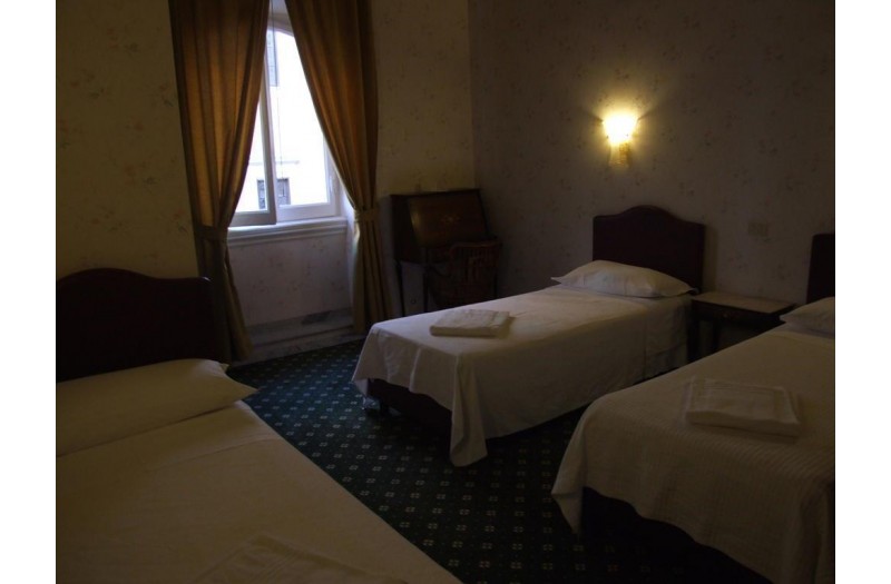 Готель Hotel Texas, 2★ Готель Hotel Texas, 2★