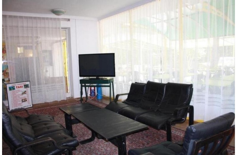 Готель Hotel Varshava, 2★