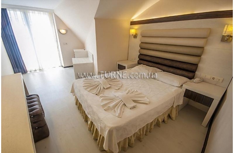 Готель Hotelus Royal, 4★ Готель Hotelus Royal, 4★