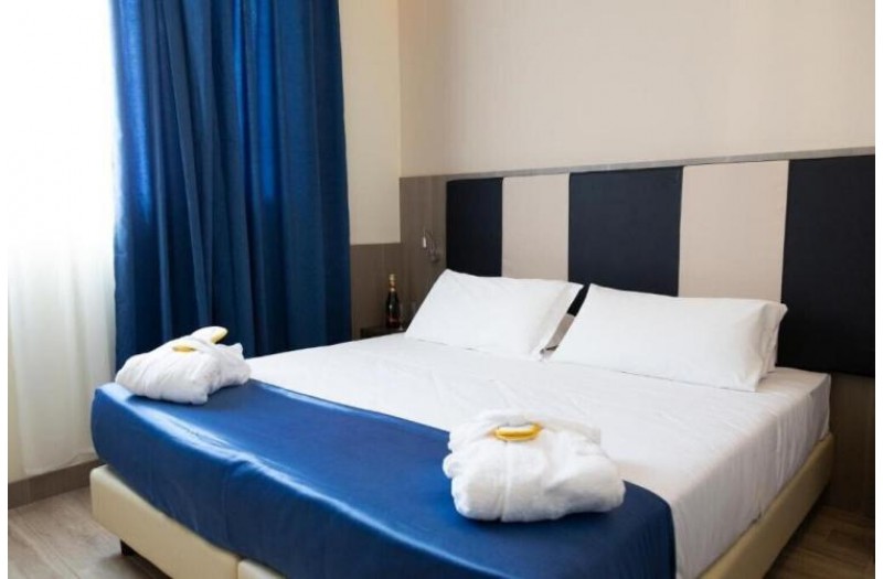 Готель IH Hotel Milano St John, 4★