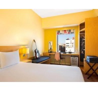 Готель Ibis Hotel Al Rigga, 2★