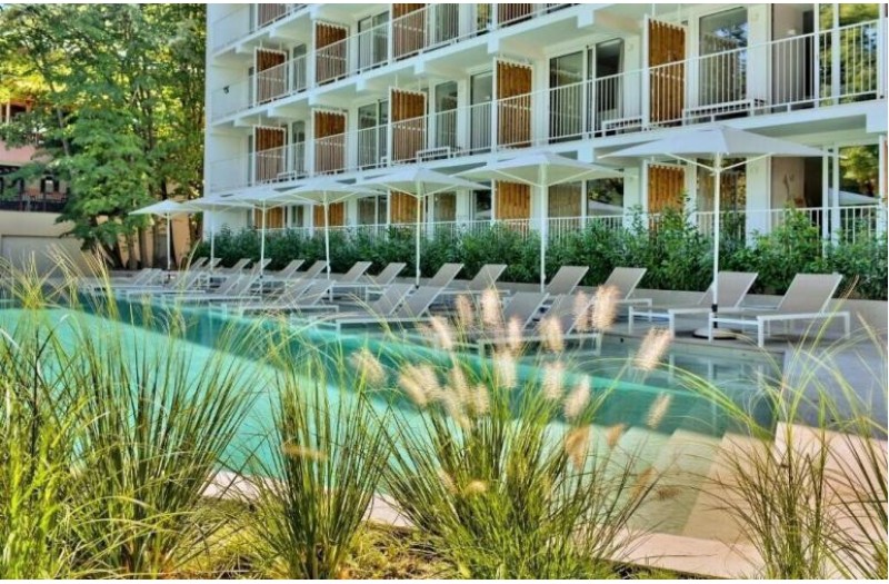 Готель Ibis Styles Golden Sands Roomer Hotel, 2★ Готель Ibis Styles Golden Sands Roomer Hotel, 2★