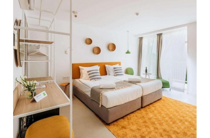 Готель Ibis Styles Golden Sands Roomer Hotel, 2★ Готель Ibis Styles Golden Sands Roomer Hotel, 2★