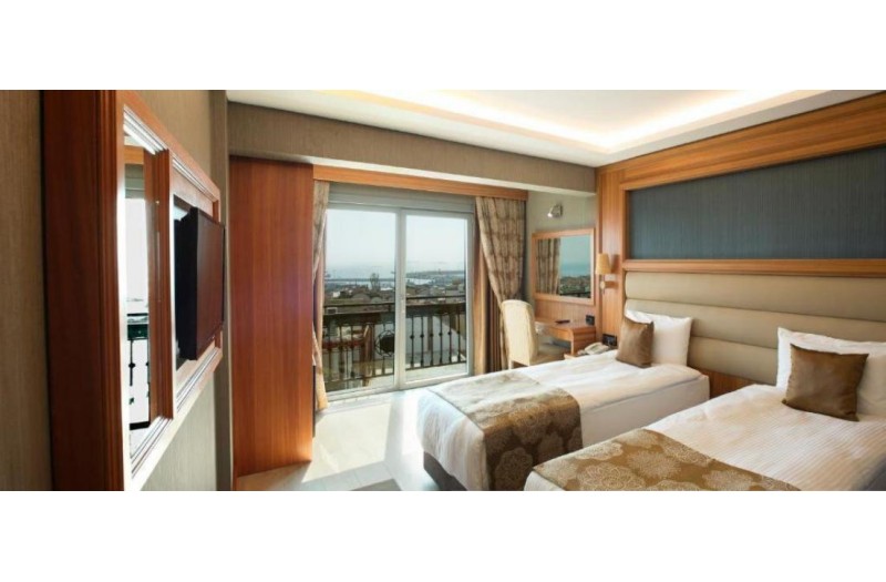 Готель Ilkbal Deluxe Hotel, 4★ Готель Ilkbal Deluxe Hotel, 4★