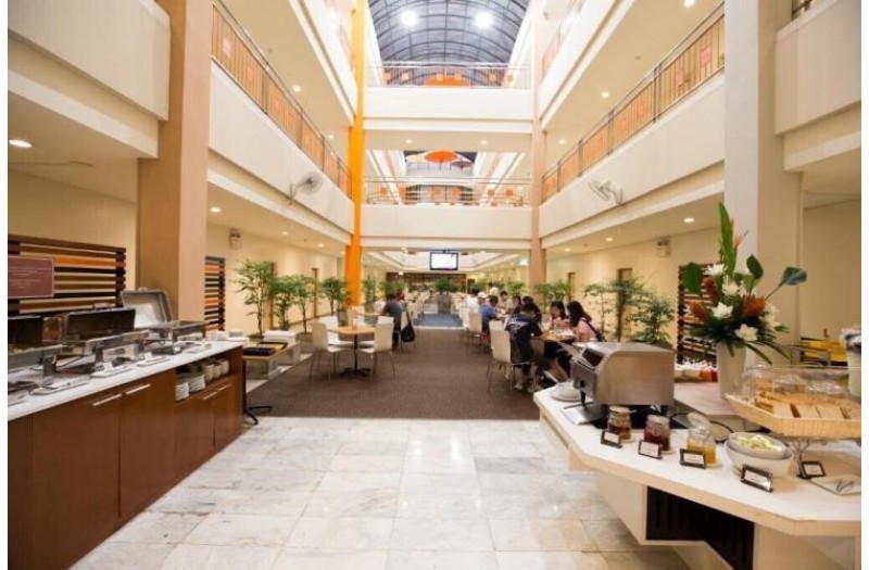 Готель Imm Hotel Thaphae, 3★ Готель Imm Hotel Thaphae, 3★